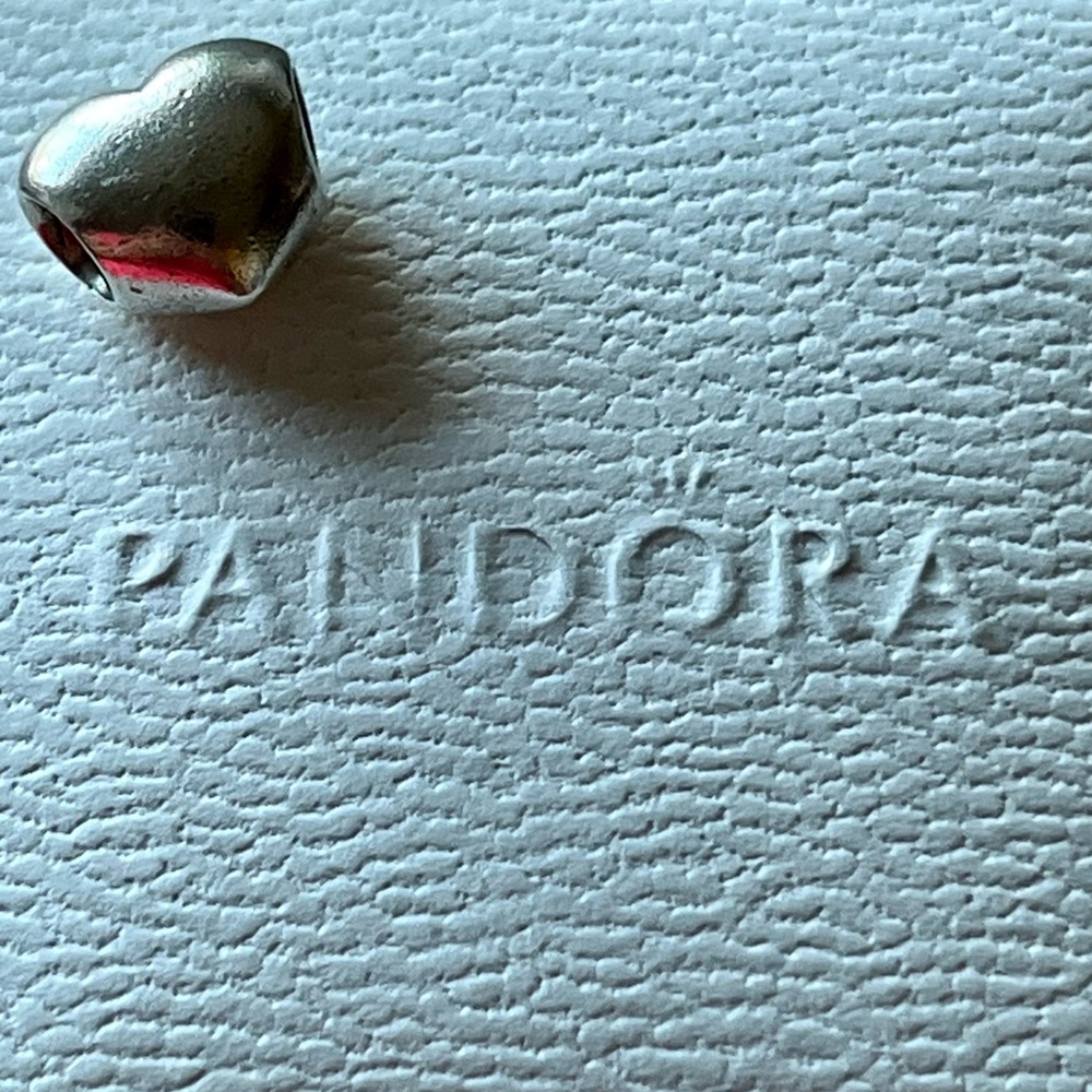 PANDORA | Big Smooth Heart Charm